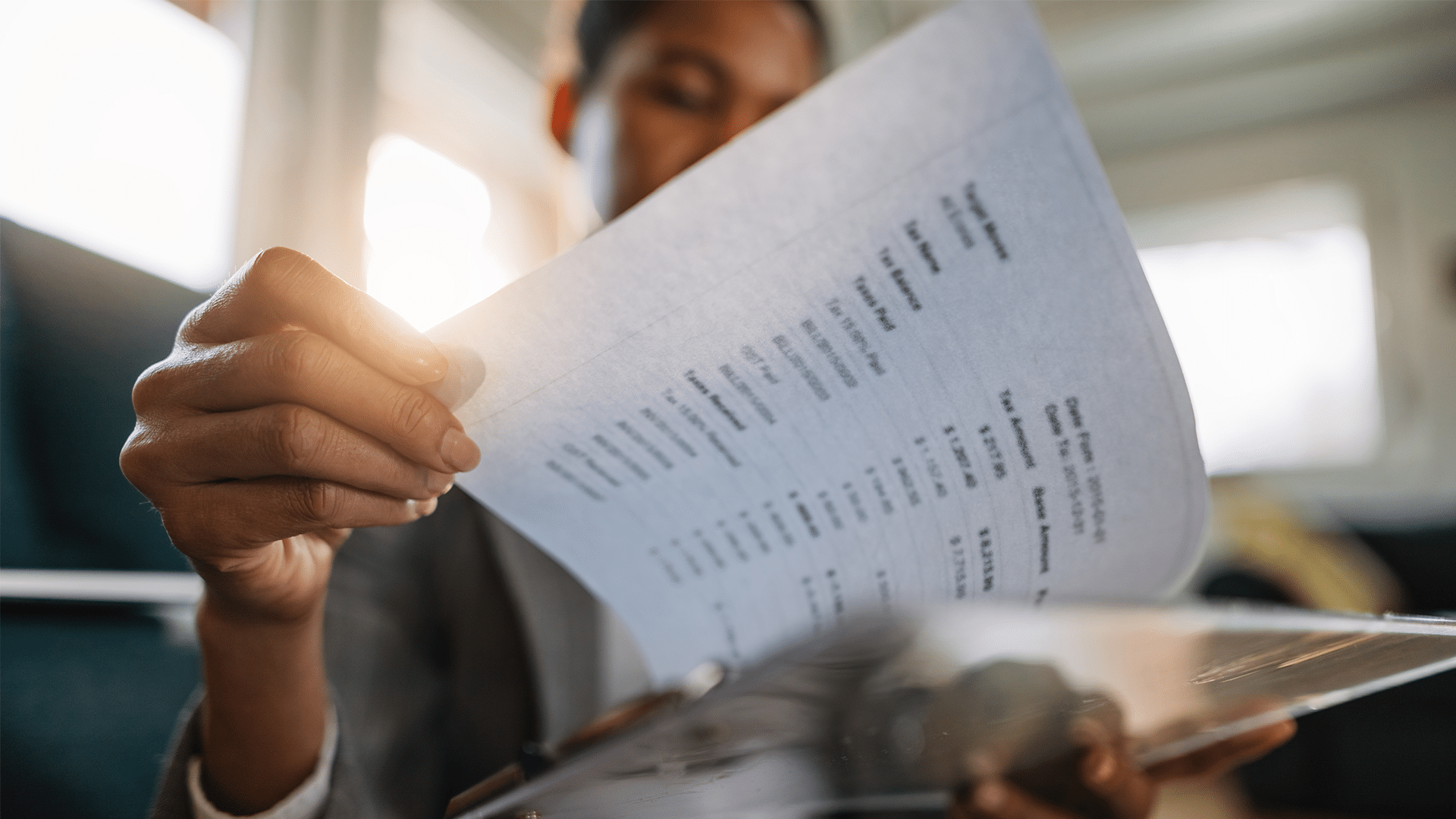What Do Lenders Look For On Banks Statements?